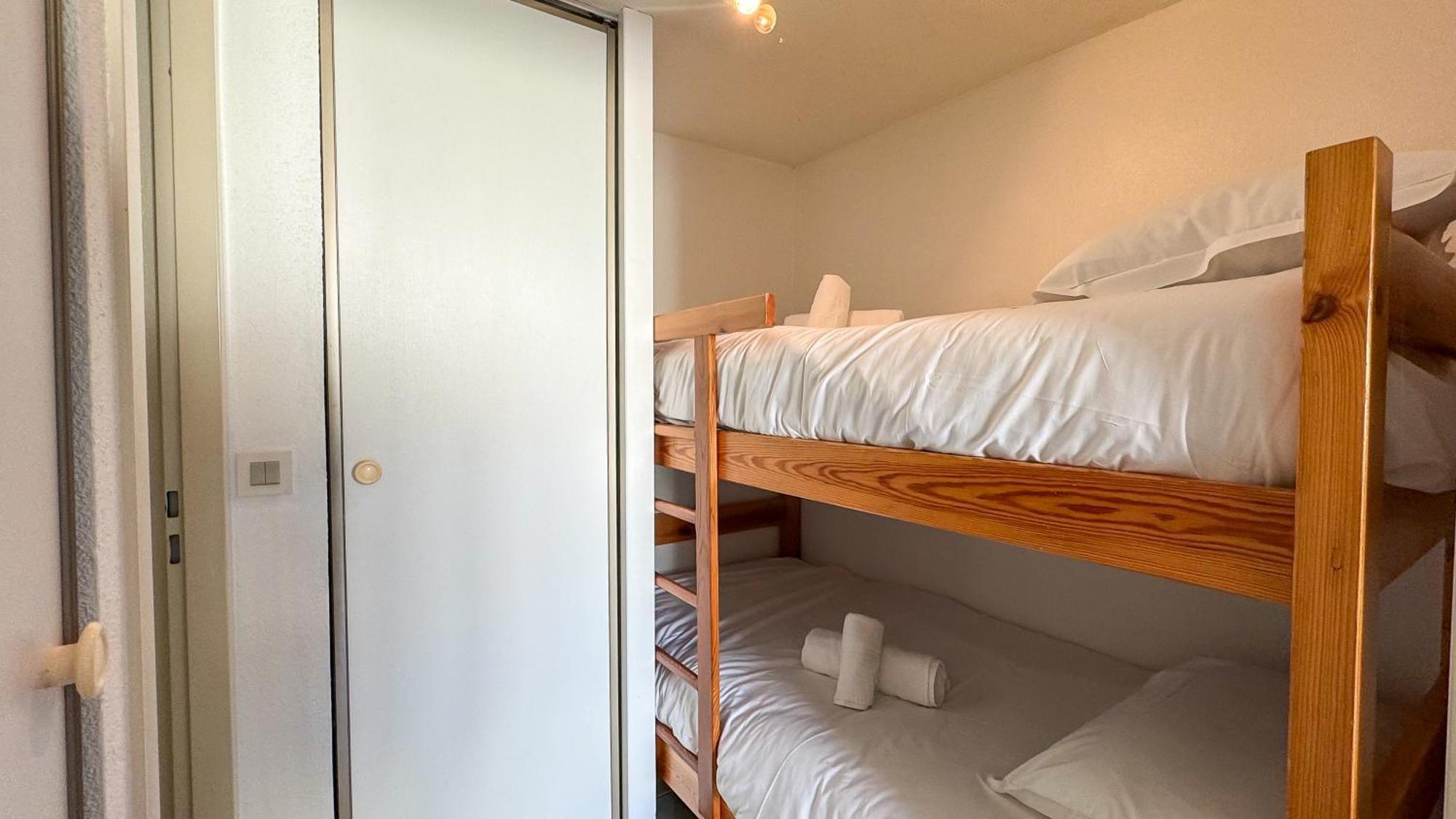 Jolie Maison A Etage En Residence Avec Piscine Saint-Martin-de-Re Ngoại thất bức ảnh