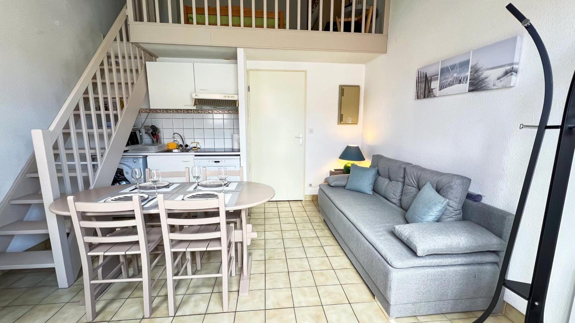 Jolie Maison A Etage En Residence Avec Piscine Saint-Martin-de-Re Ngoại thất bức ảnh